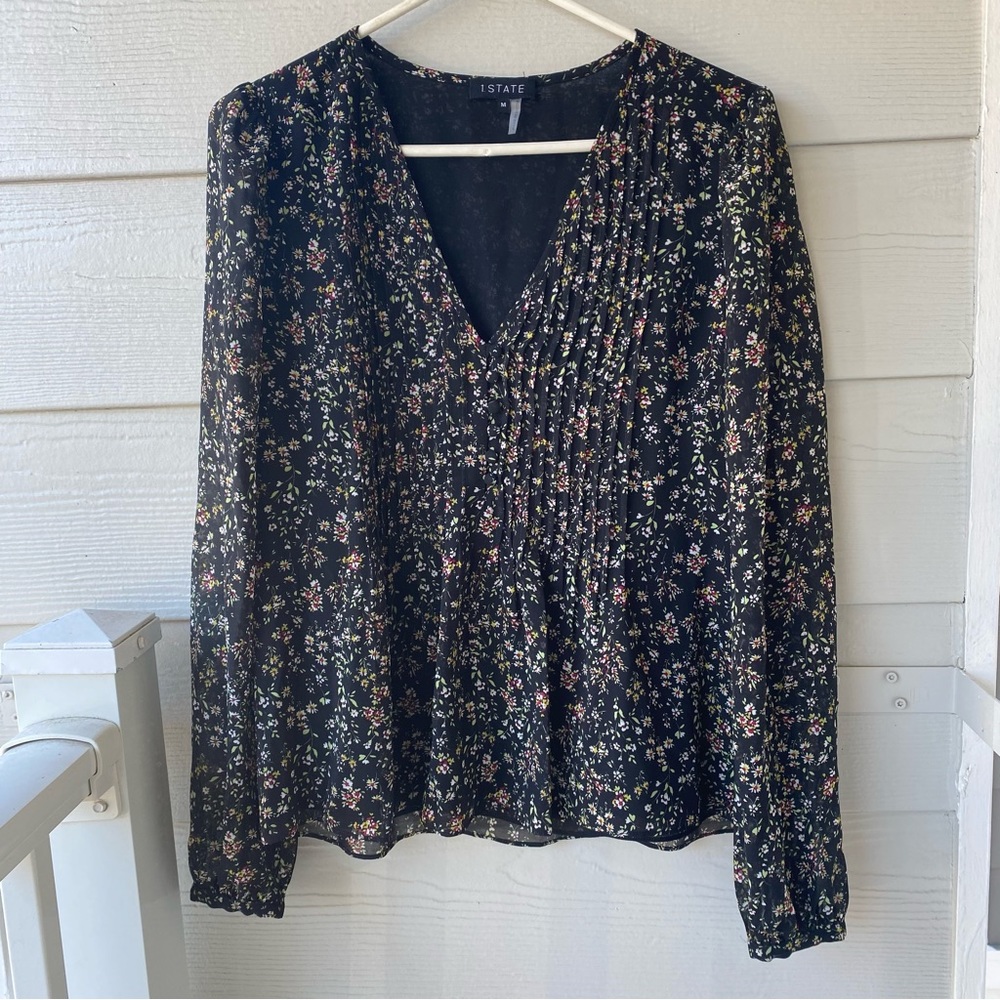 1. STATE V Neck Floral Blouse - Picture 1 of 11